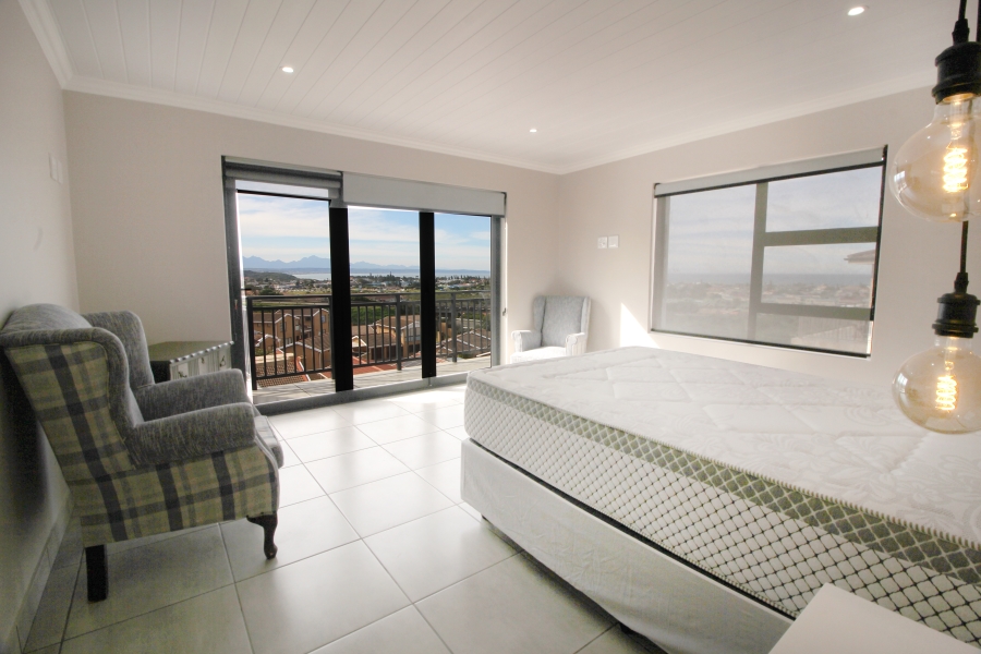 3 Bedroom Property for Sale in Menkenkop Western Cape